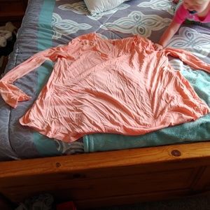 Long sleeve V cut back shirt